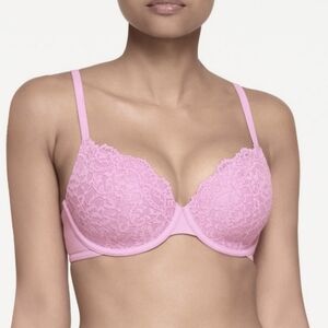 SKIMS Fits Everybody Pink Lace T Shirt Bra